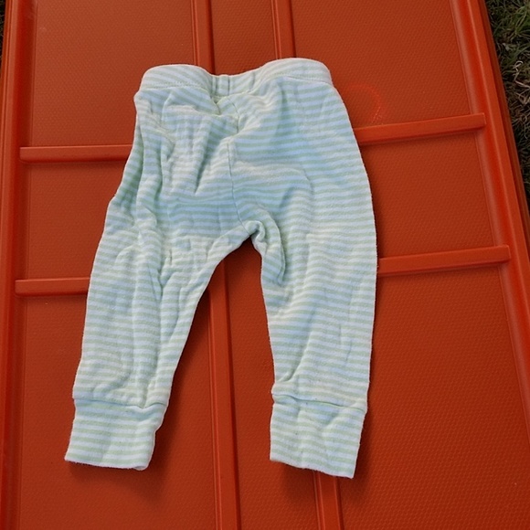 Little Bundles size 0 to 3 months pants. - Picture 3 of 3